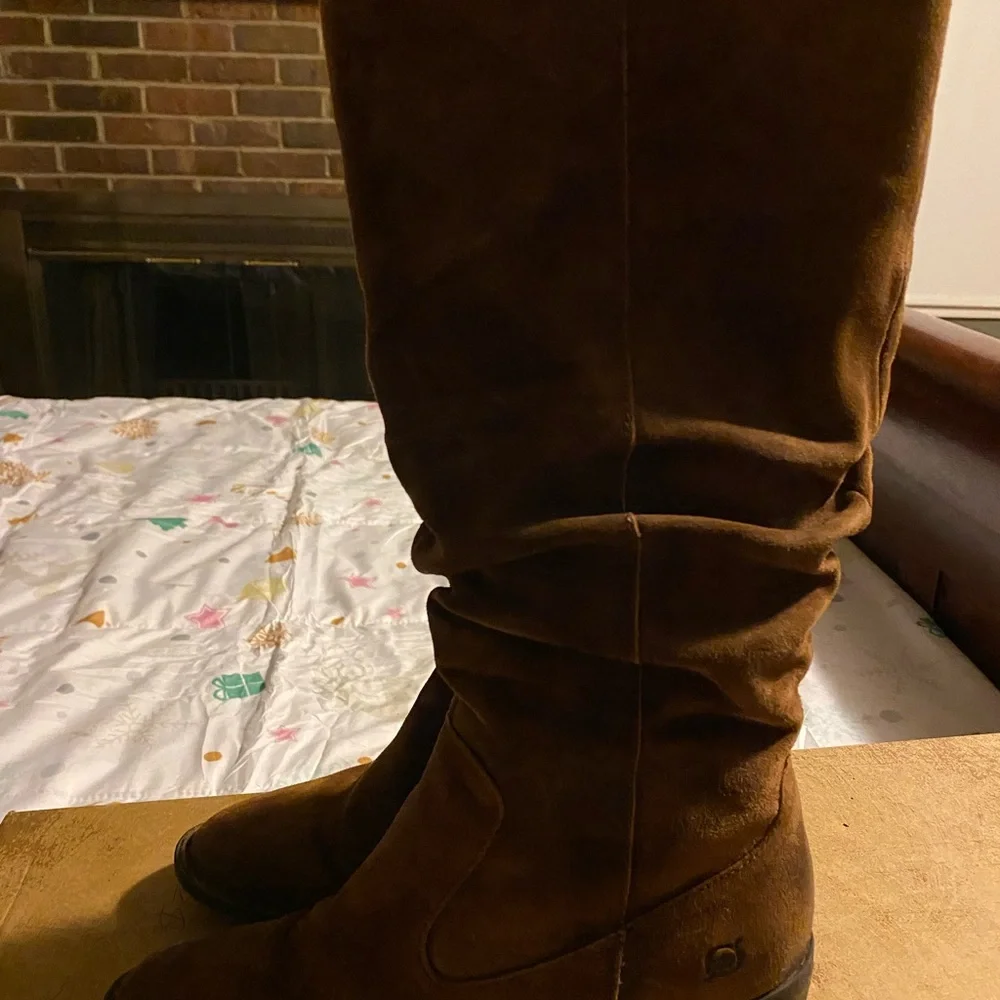 Born Knee-High Women's Boots - Picture 2 of 6